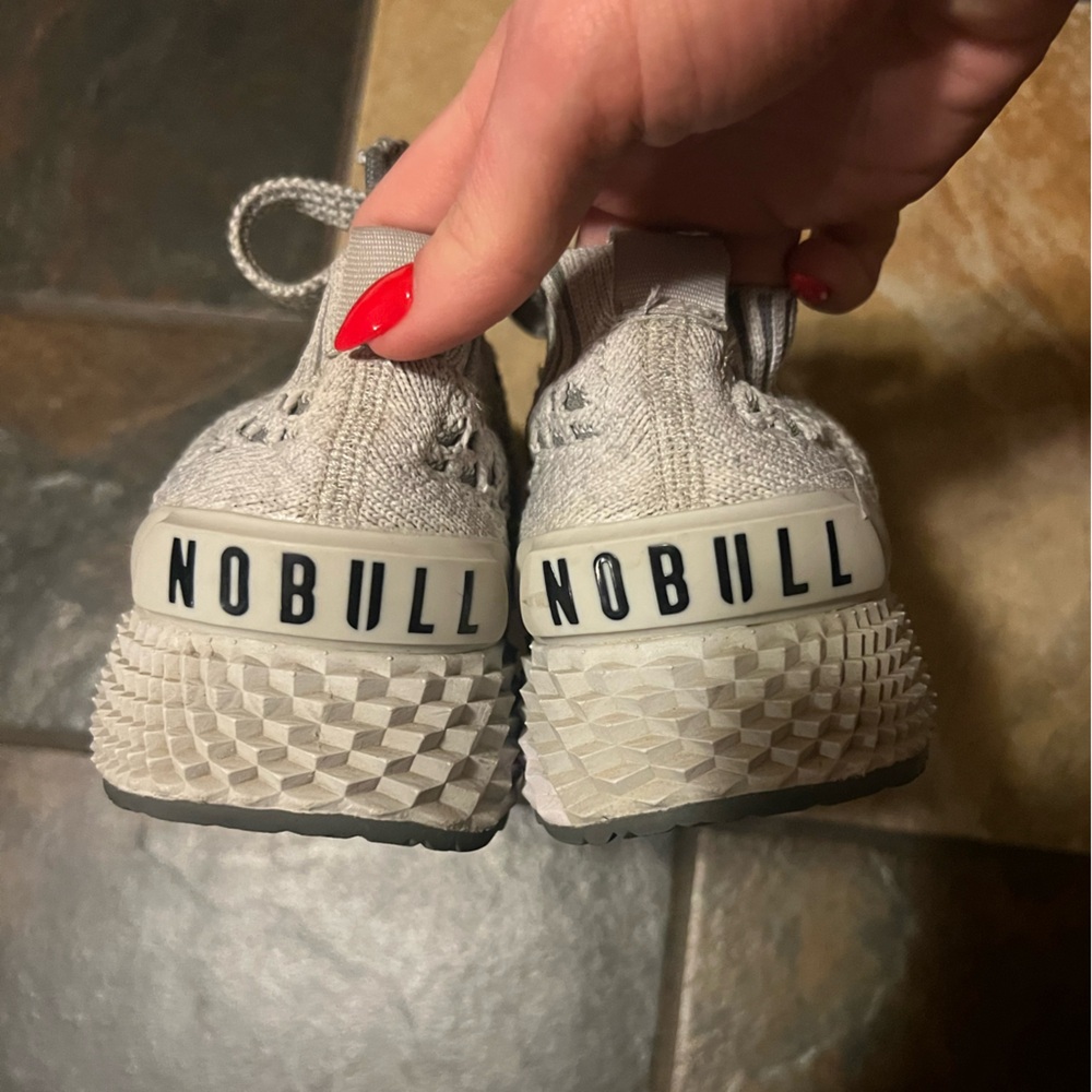 LIKE NEW nobull trainers